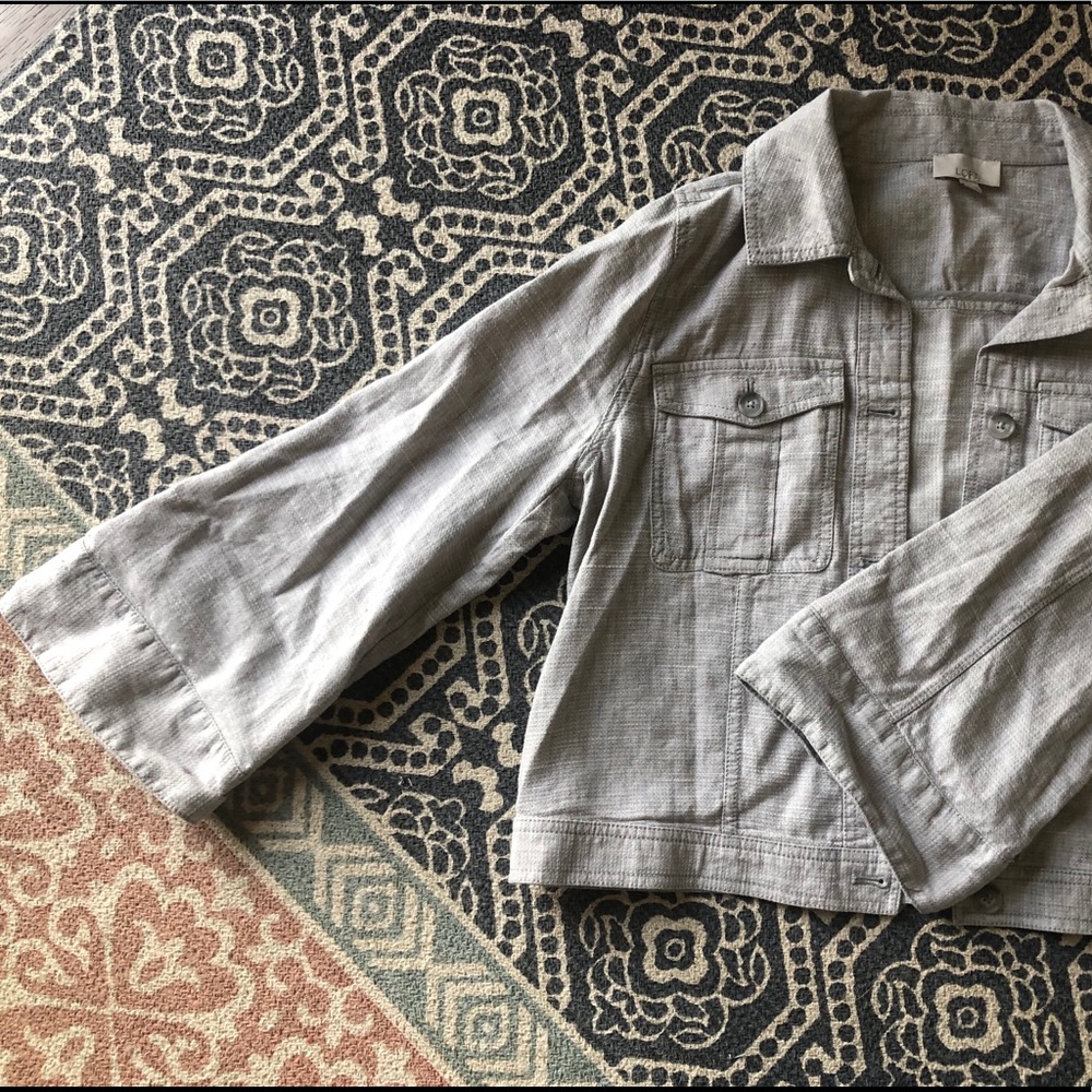 Loft Jacket - Picture 3 of 4